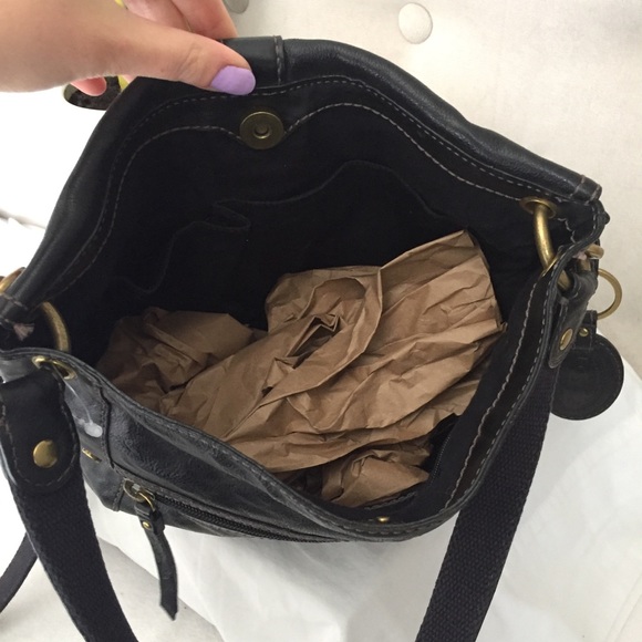 Fossil Leather Crossbody Purse - Picture 8 of 13